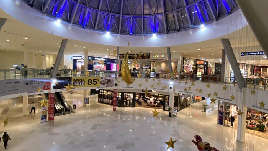 Dubai outlet mall קניון אאוטלט דובאי דובאי 🌴